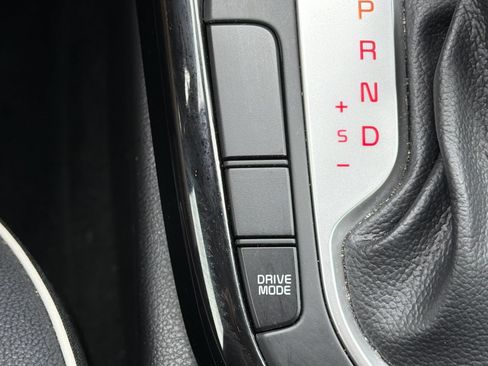 Used 2024 Kia Forte GT-Line FWD image 8