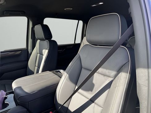 New 2026 GMC Yukon XL Elevation w/ LPO, Floor Liner Package image 27