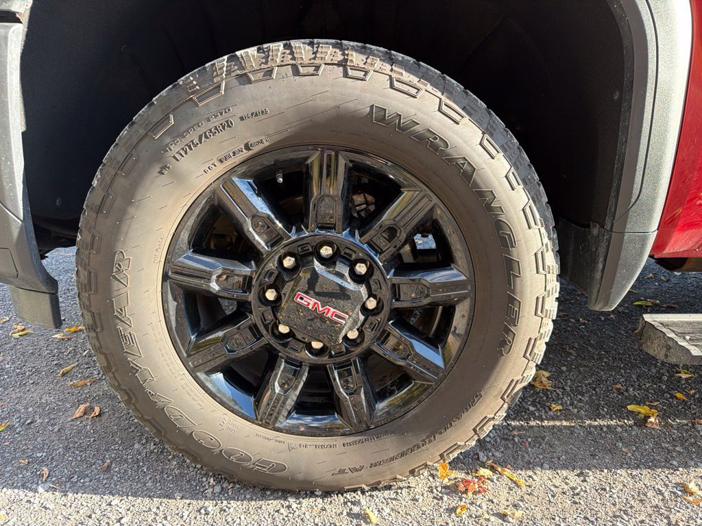 Used 2025 GMC Sierra 2500 AT4 w/ AT4 Premium Plus Package AWD/4WD image 20