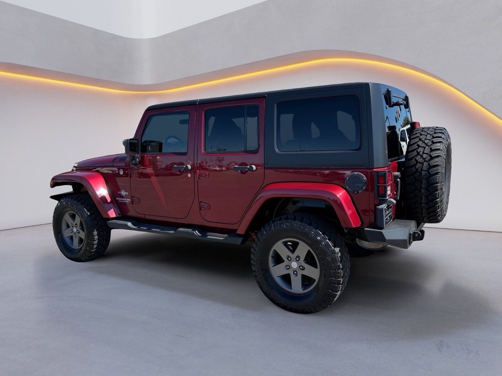 Used 2012 Jeep Wrangler Unlimited Sport AWD/4WD image 5