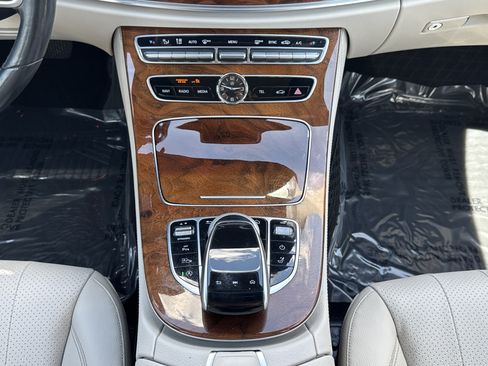 Used 2019 Mercedes-Benz E 450 4MATIC Wagon image 12