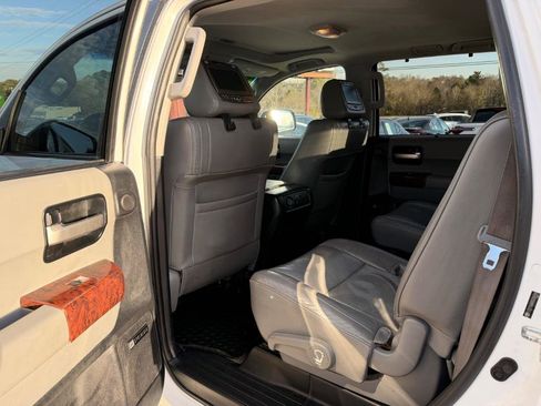 Used 2008 Toyota Sequoia Limited image 17