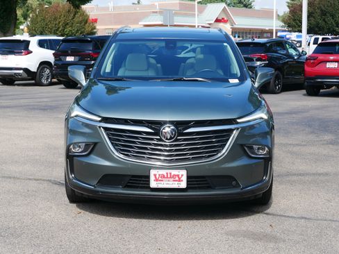 Used 2023 Buick Enclave Essence w/ Experience Buick Package image 2