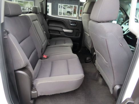Used 2018 Chevrolet Silverado 2500 LT w/ LT Convenience Package AWD/4WD image 44