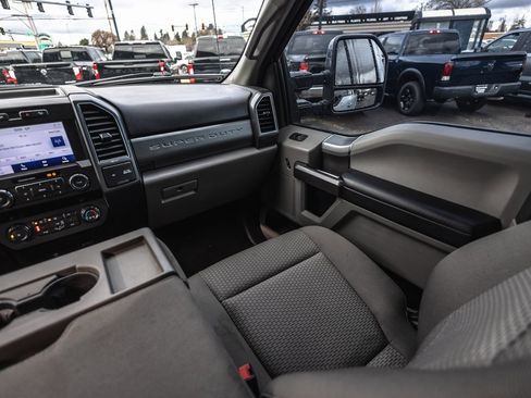 Used 2021 Ford F250 XLT w/ XLT Premium Package image 29