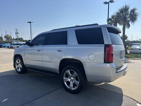 Used 2018 Chevrolet Tahoe LT w/ Luxury Package RWD image 5