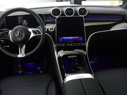 Certified 2026 Mercedes-Benz GLC 300 image 9