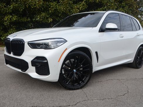Used 2022 BMW X5 sDrive40i w/ M Sport Package image 7