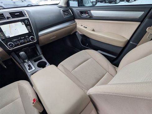 Used 2019 Subaru Outback 2.5i Premium w/ Popular Package #2 image 15