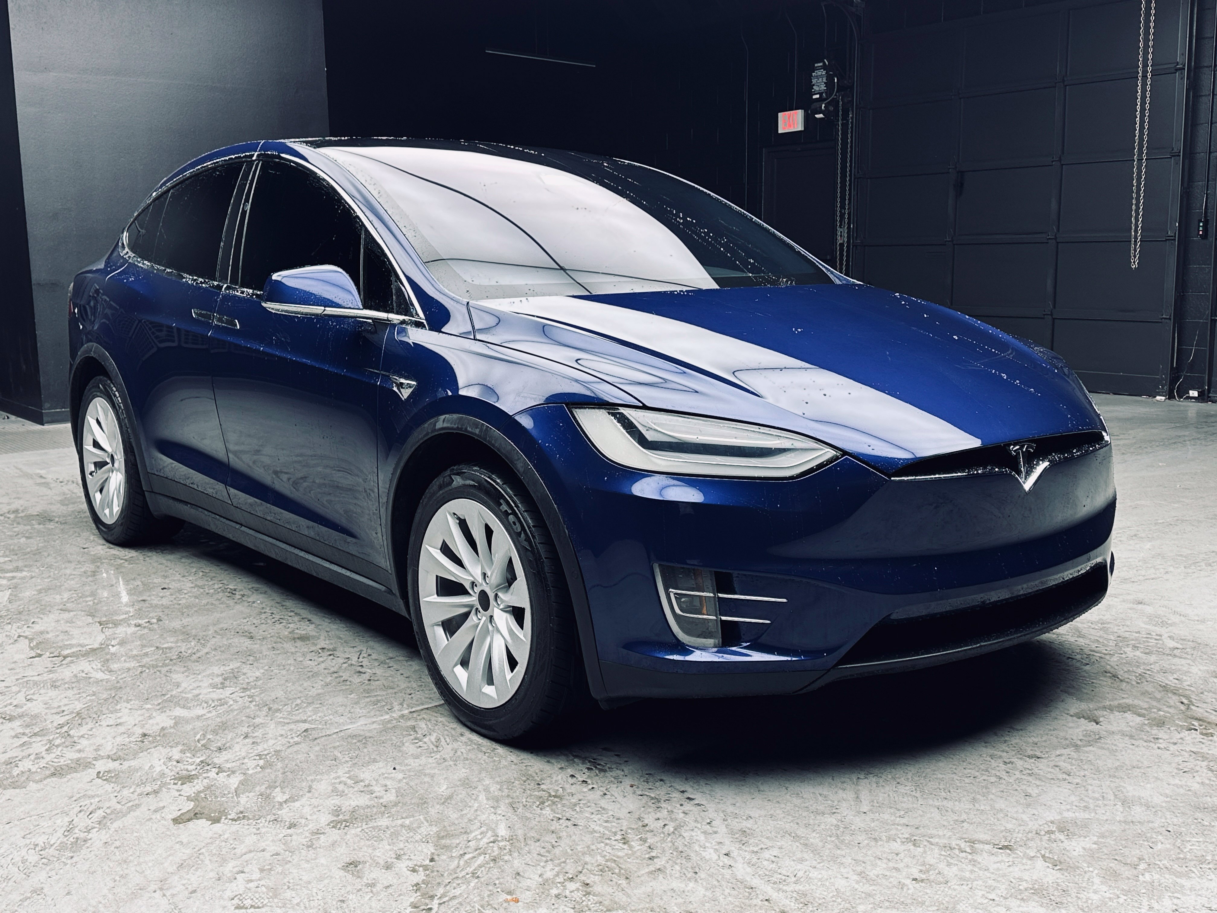 Used 2020 Tesla Model X Long Range AWD/4WD image 8