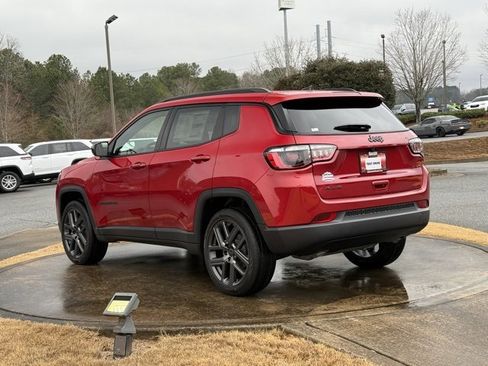 New 2026 Jeep Compass Latitude image 5