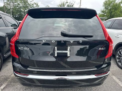 Used 2023 Volvo XC90 B6 Ultimate w/ Lounge Package AWD/4WD image 3