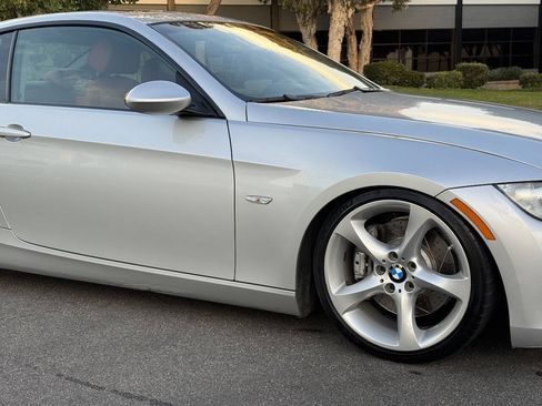 Used 2009 BMW 335i Coupe RWD image 4