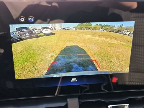 Certified 2025 Chevrolet Equinox LT image 19