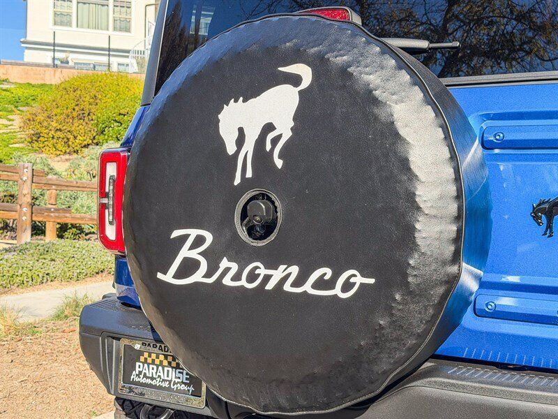 Used 2021 Ford Bronco First Edition AWD/4WD image 17