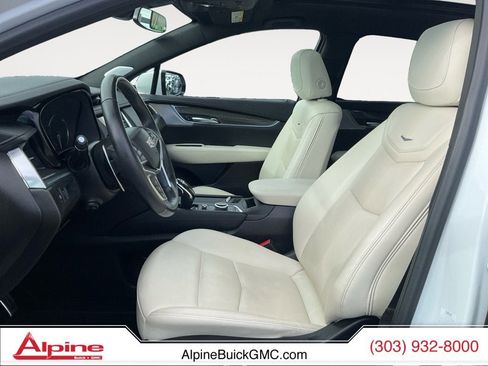 Used 2023 Cadillac XT5 Sportv image 9