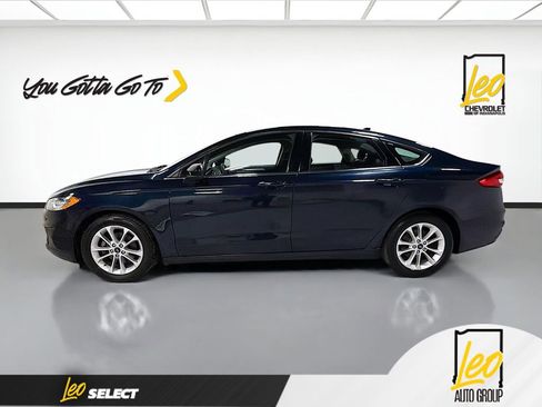 Used 2020 Ford Fusion SE FWD image 8