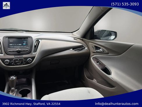Used 2018 Chevrolet Malibu LS FWD image 30