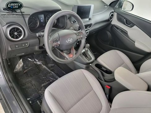 Used 2023 Hyundai Kona SEL AWD/4WD image 12