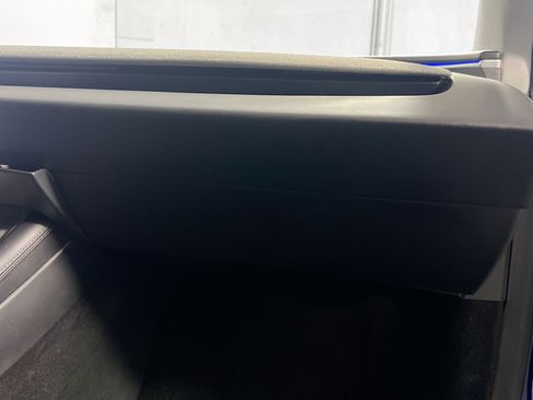 Used 2025 Tesla Model 3 Long Range RWD image 33