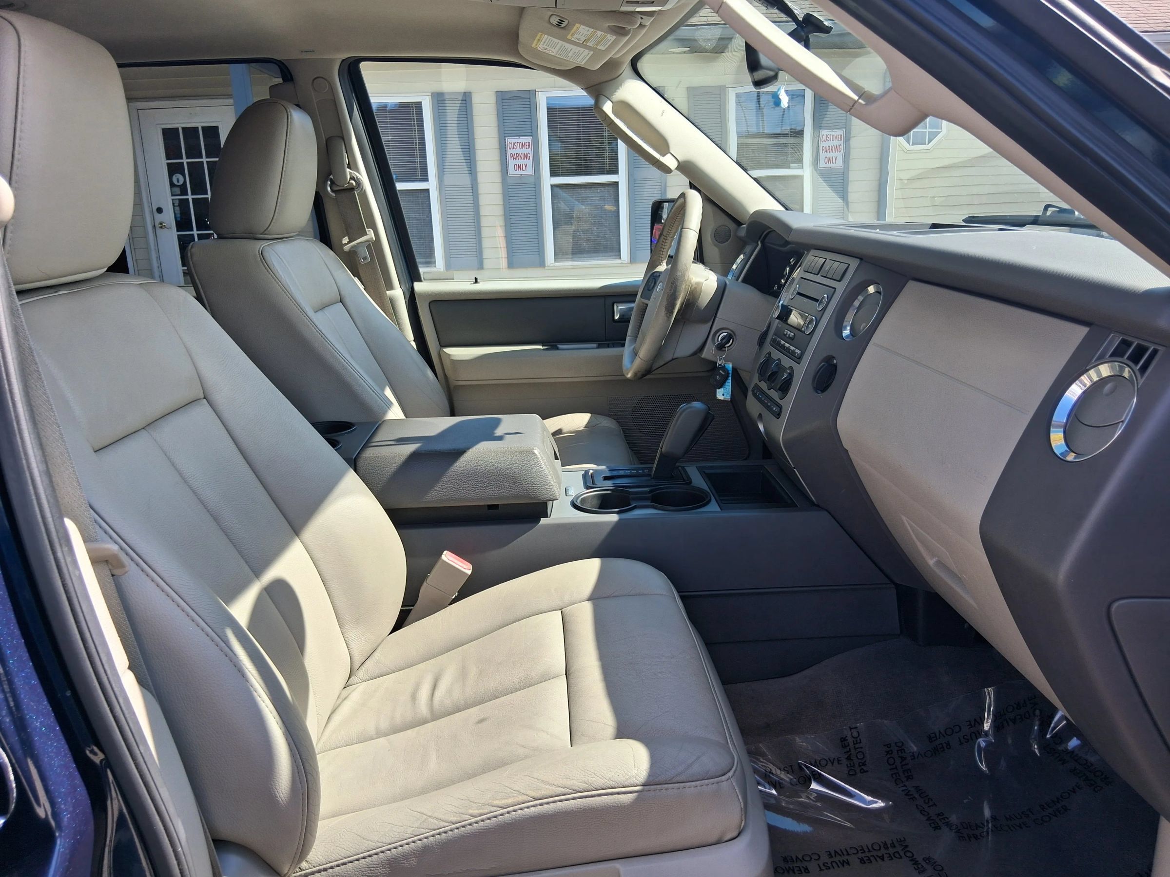 Used 2014 Ford Expedition XLT w/ Leather Seating Package AWD/4WD image 22