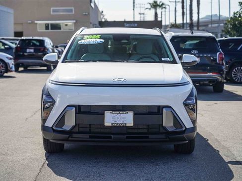 Certified 2025 Hyundai Kona SEL image 4