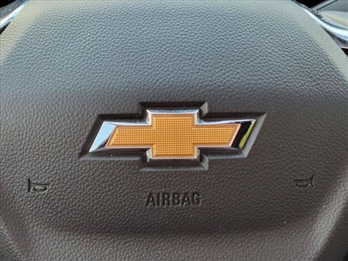 Used 2026 Chevrolet Suburban High Country RWD image 15