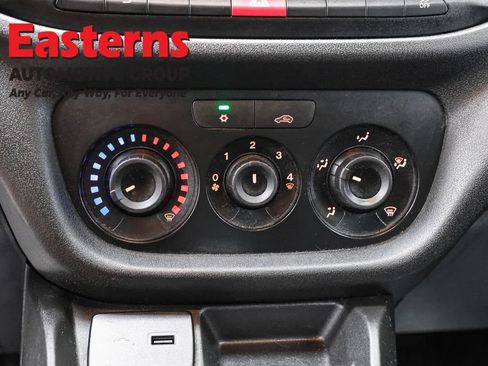 Used 2022 RAM ProMaster City Wagon FWD image 19