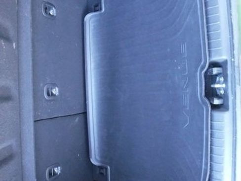 Used 2023 Hyundai Venue SE image 24