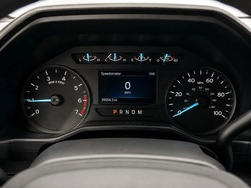 Used 2024 Ford F350 XLT AWD/4WD image 11