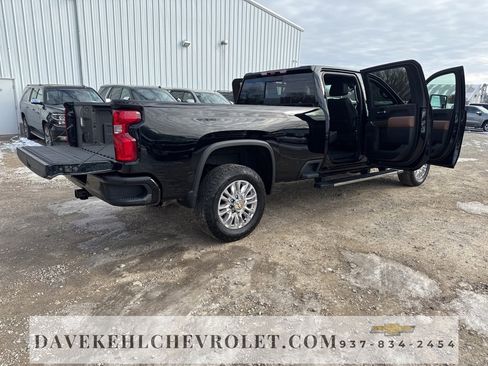 Used 2023 Chevrolet Silverado 3500 High Country w/ Z71 Off-Road Package image 31