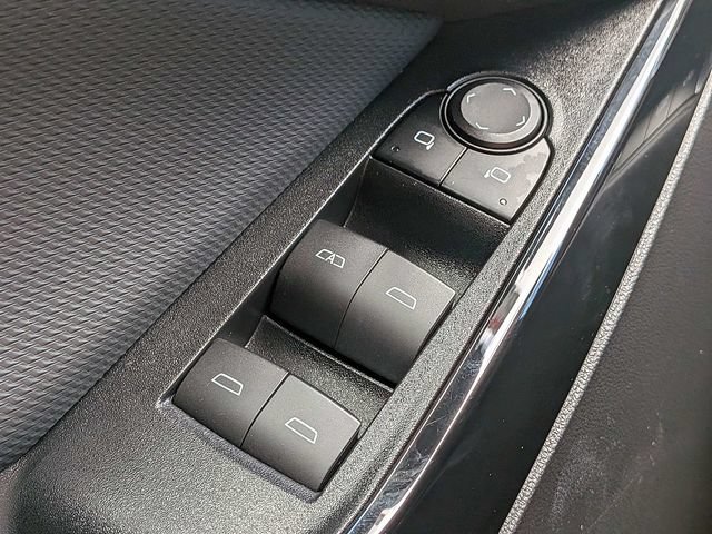 Used 2025 Chevrolet Equinox LT FWD image 28