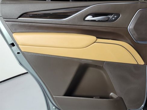 Certified 2024 Cadillac Escalade Sport w/ LPO, ONYX Package image 14