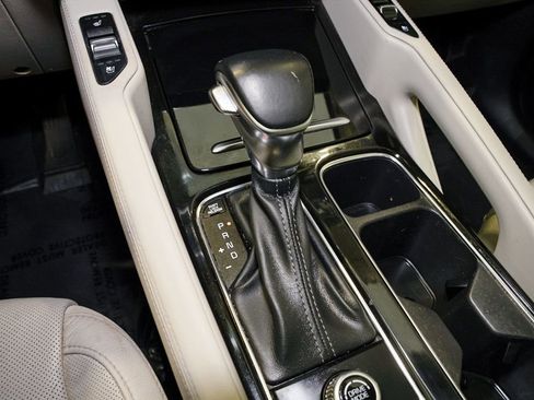 Used 2020 Kia Telluride EX FWD image 19