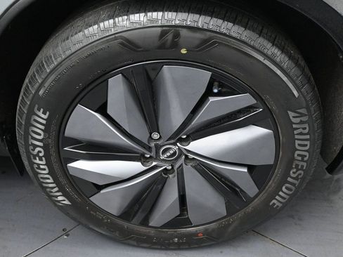 Used 2023 Nissan Ariya FWD image 41