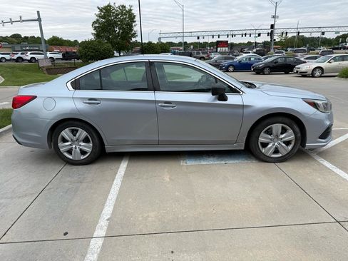 Used 2018 Subaru Legacy 2.5i AWD/4WD image 5