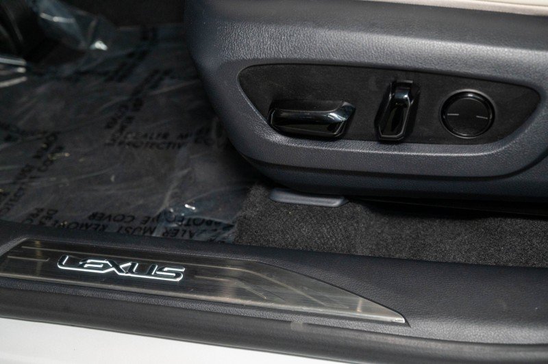 Used 2024 Lexus RX 350h w/ Convenience Package AWD/4WD image 23