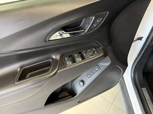 Used 2018 Chevrolet Equinox Premier FWD image 14