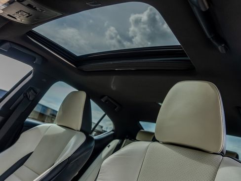 Used 2021 Lexus IS 350 F Sport w/ Accessory Package 2 AWD/4WD image 28