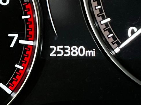 Used 2024 MAZDA MAZDA3 s image 11