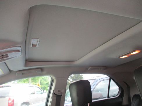 Used 2012 Chevrolet Equinox LT image 16