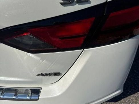 Used 2023 Nissan Altima 2.5 SL AWD/4WD image 4