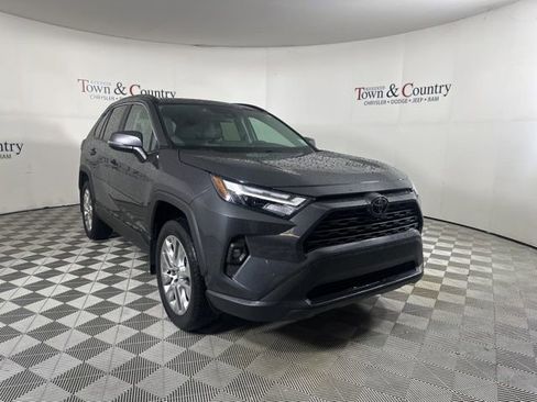 Used 2024 Toyota RAV4 XLE Premium image 3