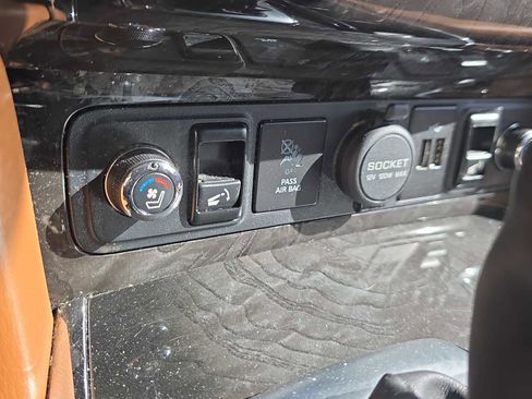 Used 2019 INFINITI QX80 Luxe w/ Proactive Package image 23