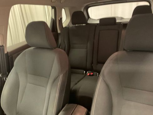 Used 2023 Nissan Rogue S image 16