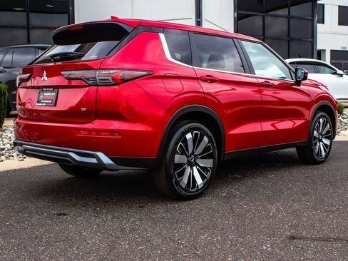 New 2025 Mitsubishi Outlander SE AWD/4WD image 6