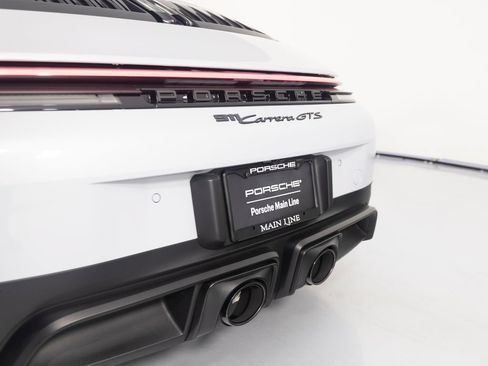 Certified 2025 Porsche 911 Carrera GTS RWD image 48