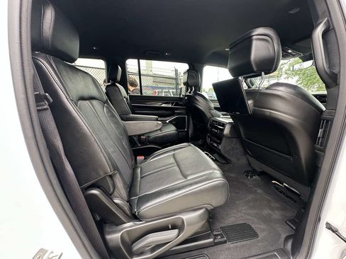 Used 2023 Jeep Wagoneer L Series II w/ Rear Seat Video Group 1 AWD/4WD image 31