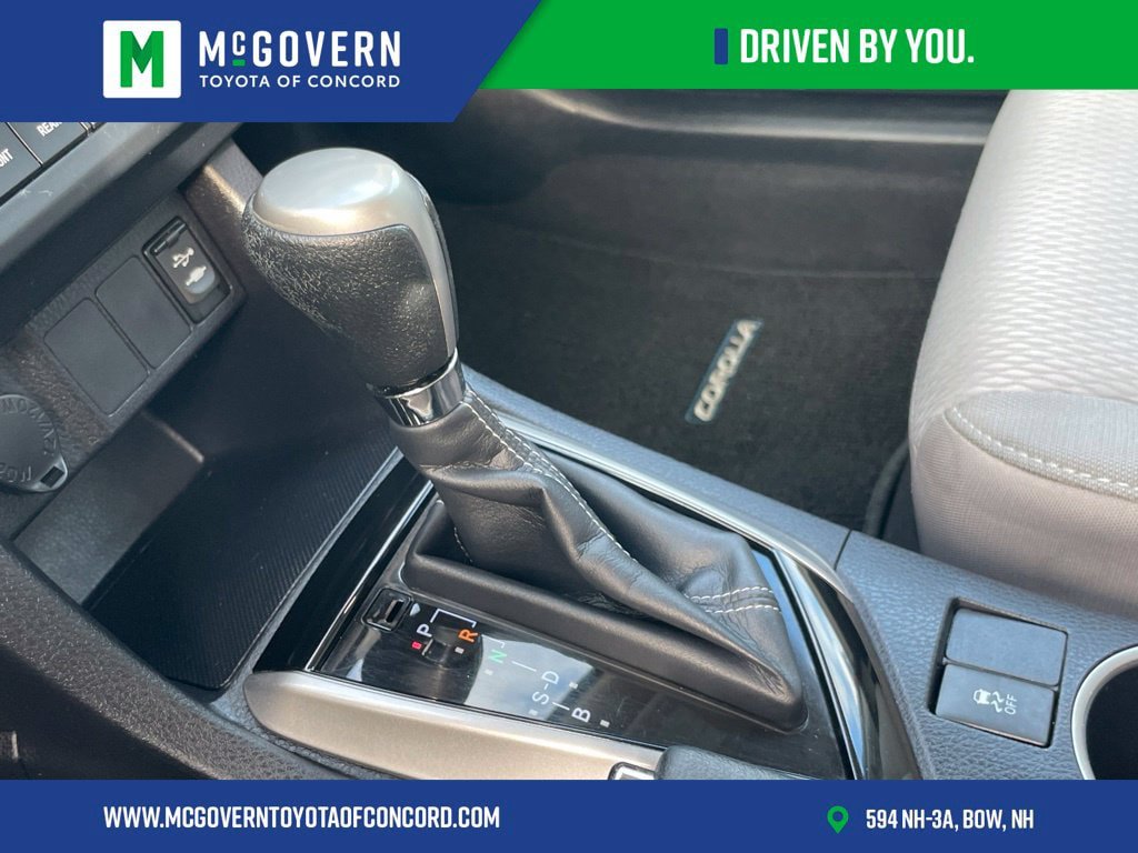 Used 2015 Toyota Corolla LE FWD image 33
