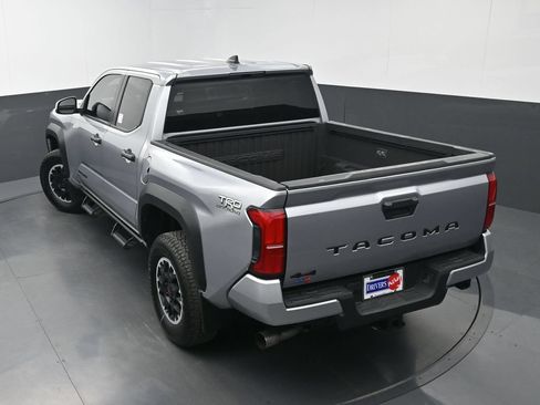 Used 2024 Toyota Tacoma TRD Off-Road AWD/4WD image 31